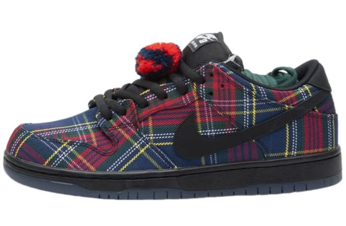 Nike SB Dunk Low x Nardwuar 'Tartan' – II1493-600