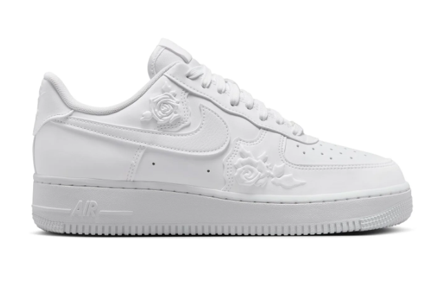 Women's Nike Air Force 1 '07 'White' – Style DD8959-100