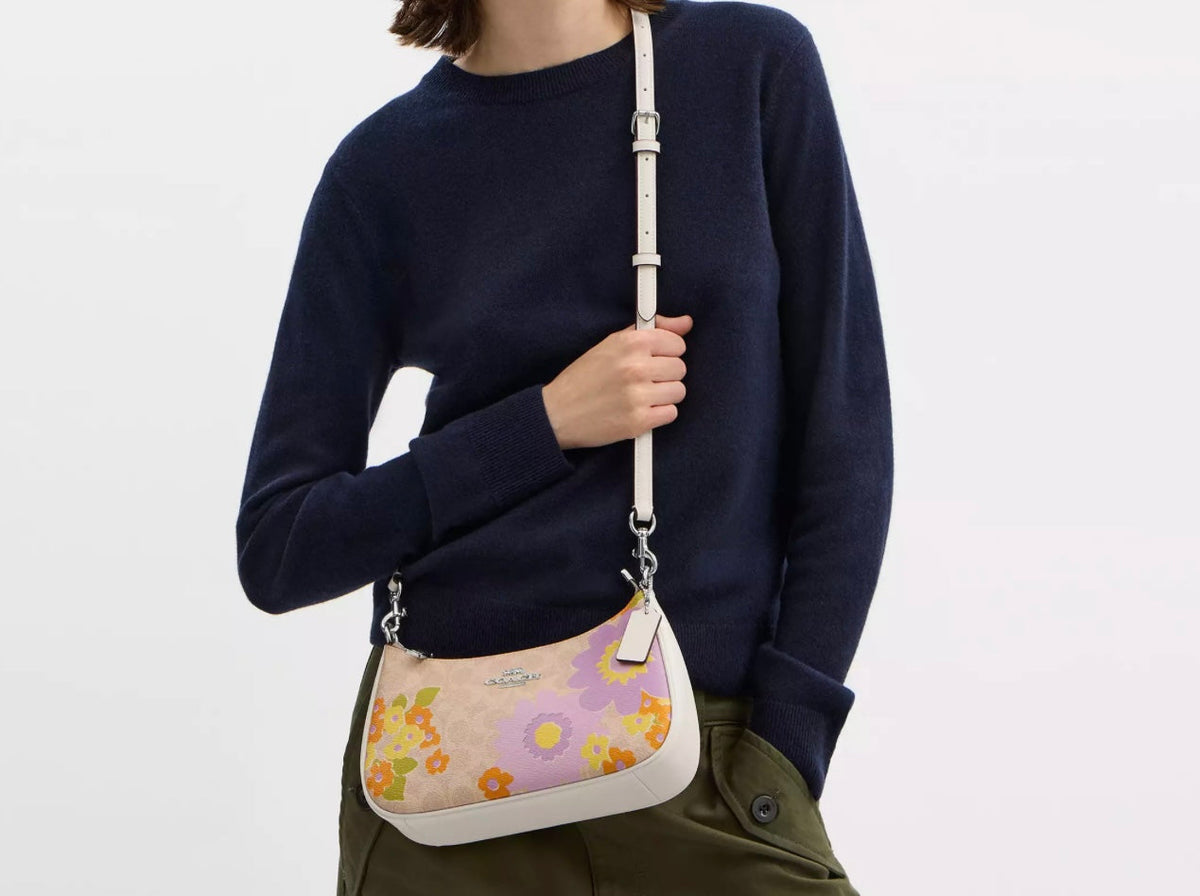 NWT Coach Teri Shoulder Bag In Signature Canvas With Floral Print