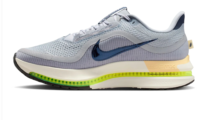 Nike Pegasus Premium — Off Noir